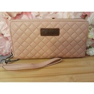Wrangler Large Quilted Wallet with a Detachable Wristlet & Rfid Lining